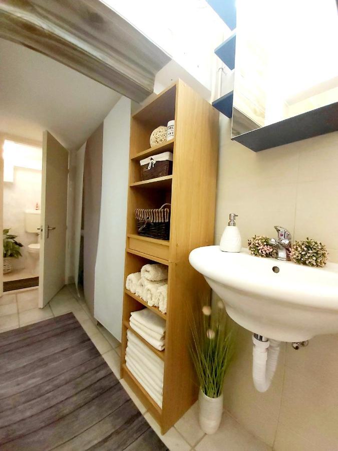 Nora Studio Apartman - Eger Lejlighed Eksteriør billede
